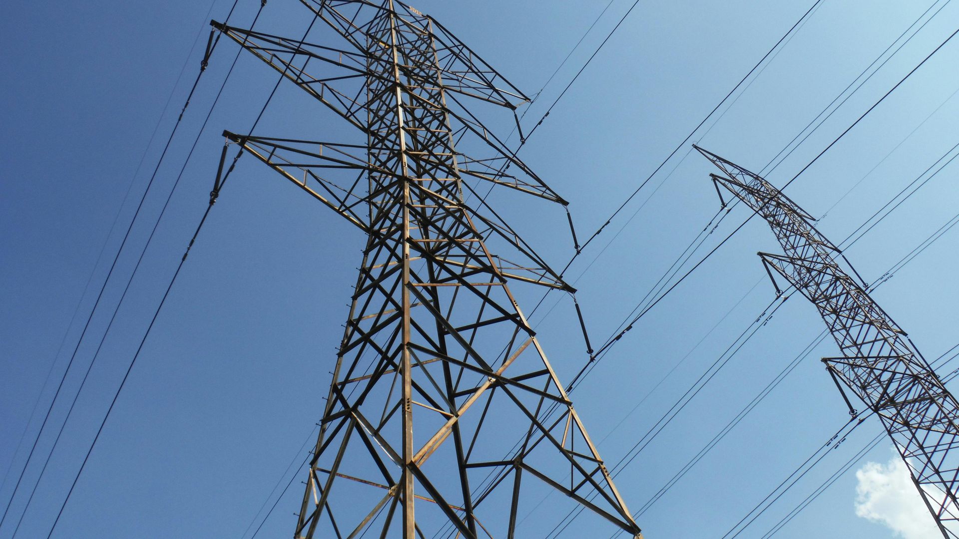 CEN Poll: More Than ⅔ of Likely Voters Recognize Grid is Aging, Requires Modernization 